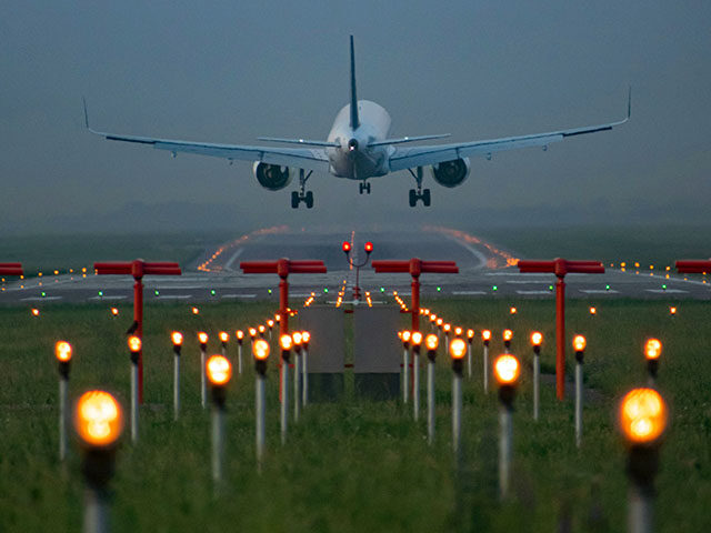 airport airplane runway
