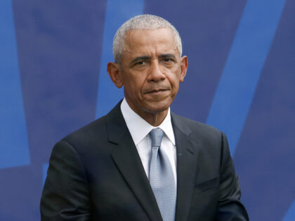 CHICAGO, ILLINOIS - JUNE 18: Former U.S. President Barack Obama speaks during the dedicati