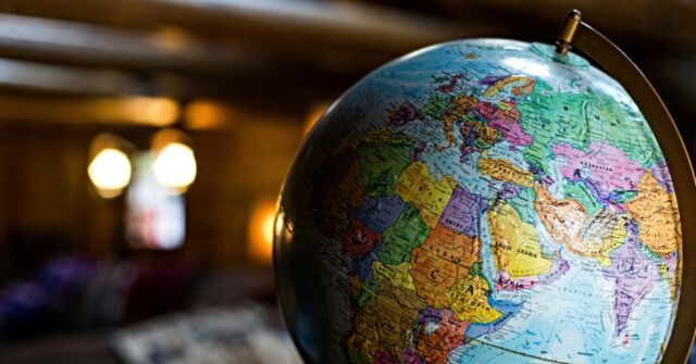 U.N. Backs New Map Projection, Demands World Stop Making Africa Look Small