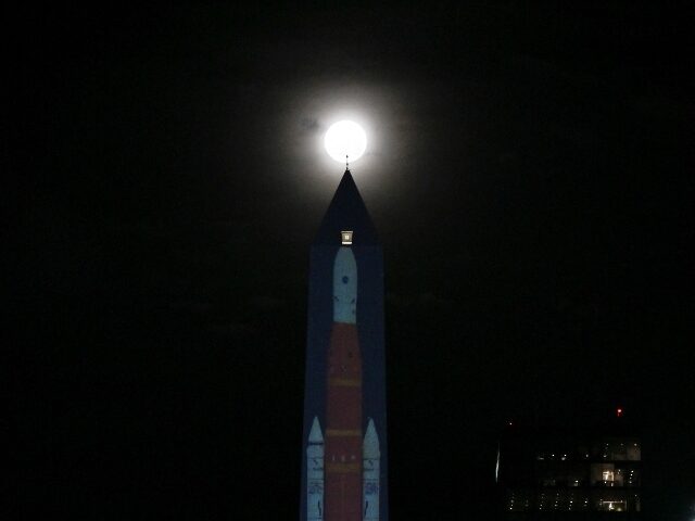 Joint Chief Chairman Says U.S. Troops Must Prepare for Lunar Warfare
