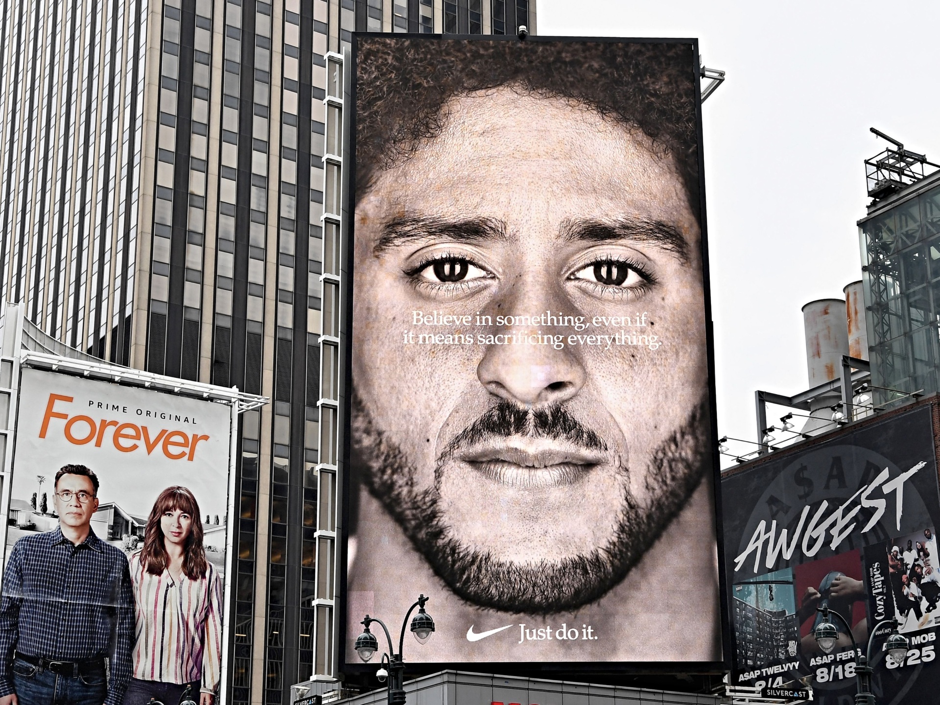 nike-crashes.jpg