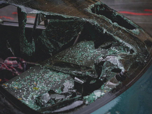 WATCH — Maryland Man Gets Food Order from Scene of DoorDash Driver's Car Crash: 'Special Kind of Commitment'