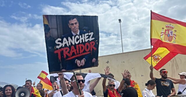 
                            Watch -- ‘SOS Ceuta Invaded,’ Spaniards Protest at City's Border with Morocco