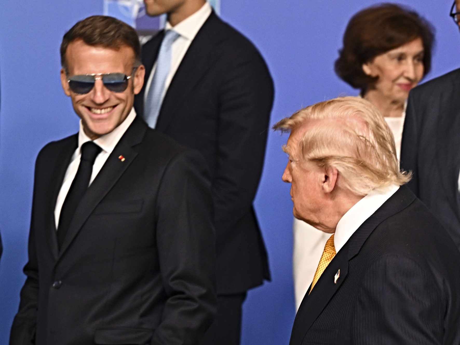 trump-to-meet-macron.jpg