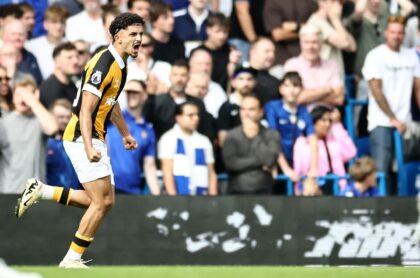 Mohamed Belloumi struck twice for Hull at Stamford Bridge