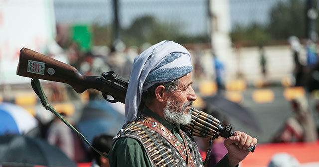 Houthis Launch Deadly Attack on Yemen’s Presidential Palace