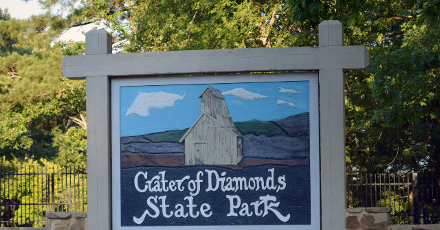 Gem Hunter Finds 6-Carat Natural Diamond in Arkansas Park that Could Be Worth $1 Million