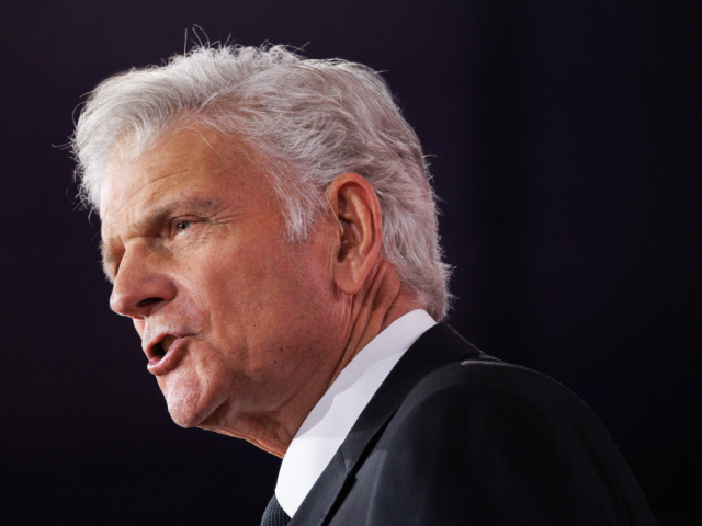 Franklin Graham: 'Look Prayerfully at what Both Parties Stand For'