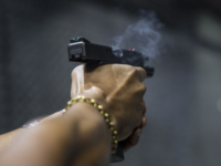 VIDEO: Alleged Thieves Flee Under Barrage of Bullets After Jewelry Store Owner Opens Fire