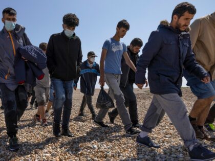 Four Out of Five New Jobs Taken by Migrants in Britain over Past Decade: Report