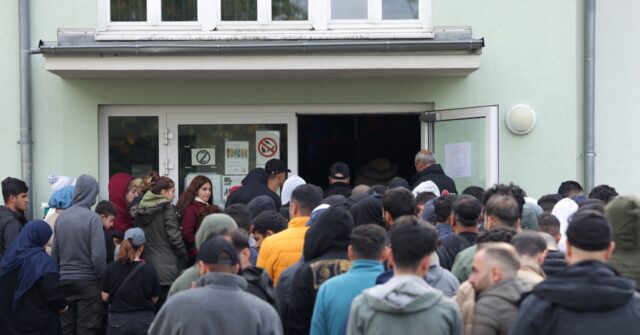 German Migration System Has Cost Taxpayer at Least €400 Billion: Report