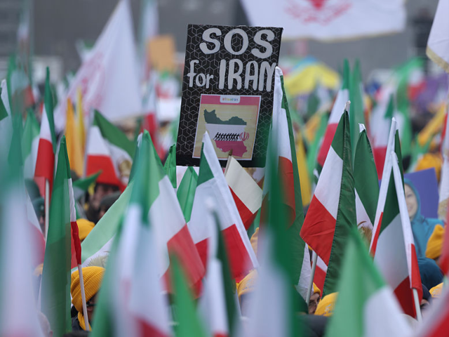 Iran Hangs 25-Year-Old Arrested in January Protests