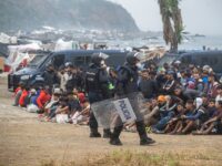 Spanish National Police Begin Operation to Clear Thousands of Illegal Migrants from Ceuta Beach Ten