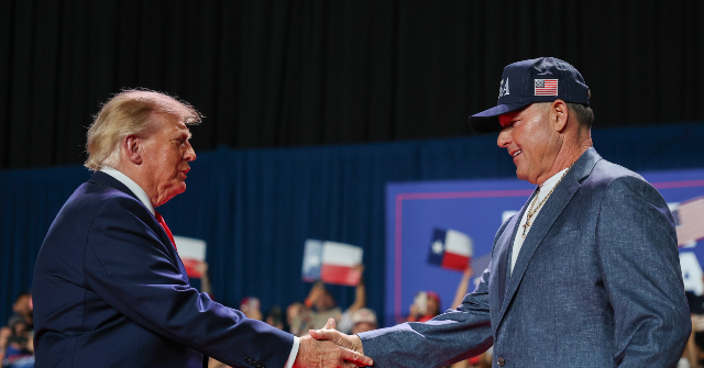 MLB Legend Roger Clemens Campaigns with Trump in Texas, Urges Republicans to 'Get Out and Vote'