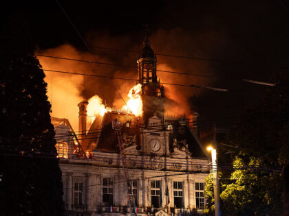 During the demonstration on 17 October in Limoges protesters set fire to the town hall in
