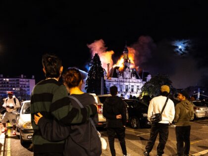 During the demonstration on 17 October in Limoges protesters set fire to the town hall in