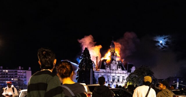 France: 15 Arrested over Arson That Destroyed 143-Year-Old City Hall Building