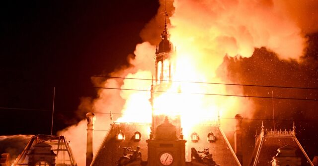 France on Fire: Government Blames 'Far-Left' for Fuelling Nationwide Riots