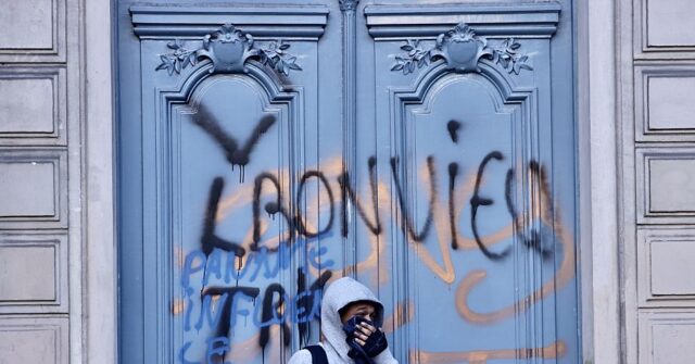 Poland, Hungary: France Riots Are Why We Have Border Control