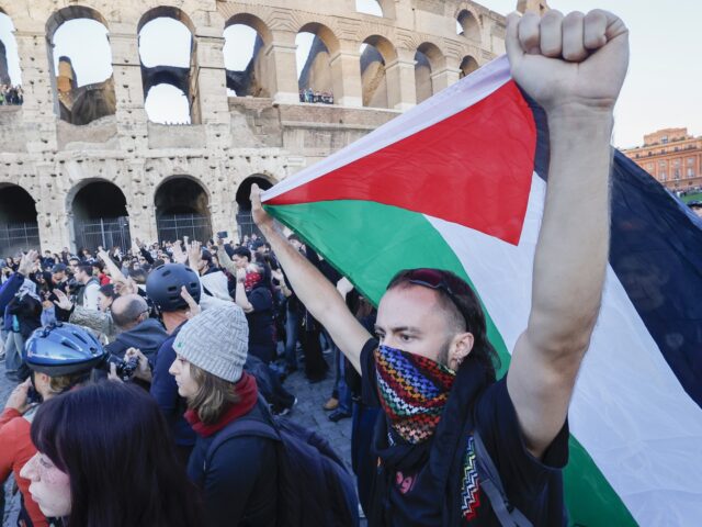 Rioters Storm Colosseum in Rome, Clash With Police Across Italy