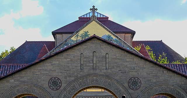 Report: Catholic Revival Happening at Liberal Stanford University
