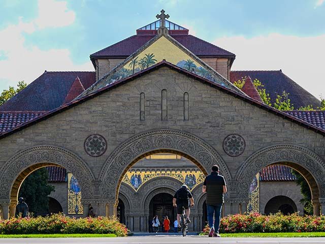 Report: Catholic Revival Happening at Liberal Stanford University