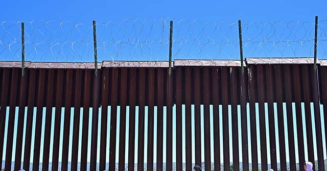 Report: Federal Govt Spent $26.5 Billion on NGOs for Illegal Migrants