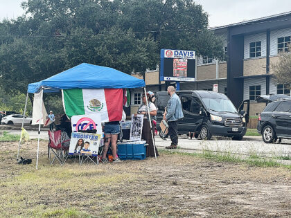 Democrat-Backed Anti-ICE Protesters March on Failing San Antonio Middle School with Vulgar