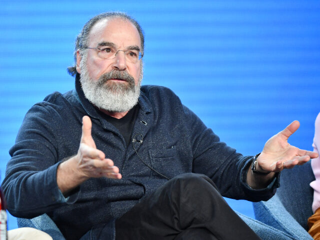 Actor Mandy Patinkin Claims ‘Jewish Safety Depends’ on Electing Democrat Michigan Candi