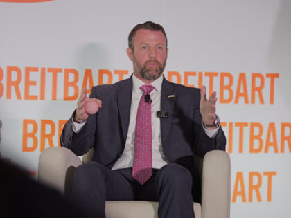 Markwayne Mullin speaks to Breitbart Washington Bureau chief Matthew Boyle at a Breitbart