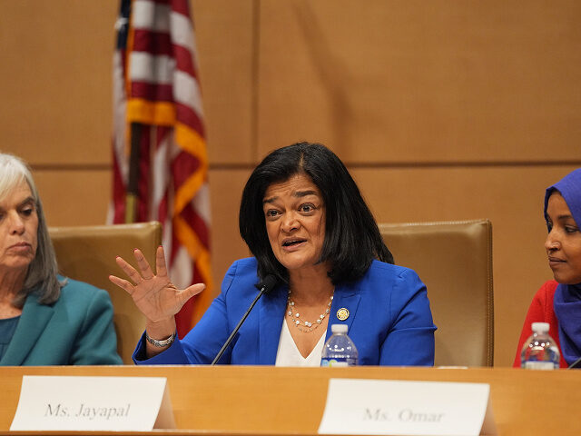Rep-Pramila-Jayapal-D-Washington-fileJan2026-ap U.S. Rep. Pramila Jayapal, D-Wash., center, speaks during a field hearing on immigration F