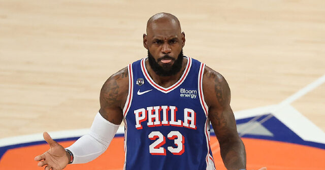 Trump Calls for LeBron James to Apologize for His Behavior During National Anthem: 'Total Disgrace'