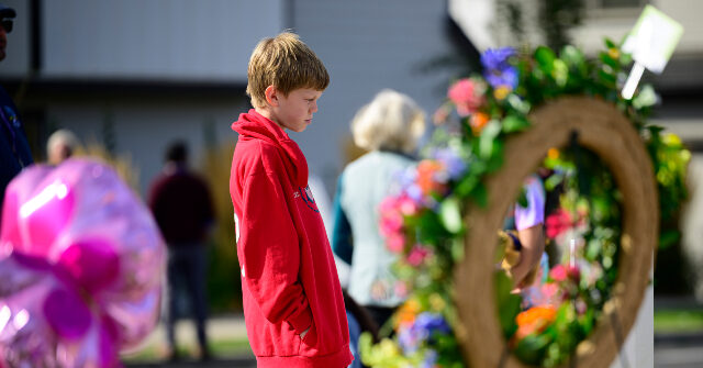 Man Who Took Out Elementary School Attacker Called His Mom Afterward, Told Her He'd Killed the Gunman