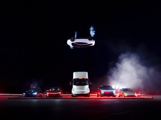 Elon’s Flying Cars: Analysts Predict Musk Could Merge Tesla and SpaceX Before End of Year