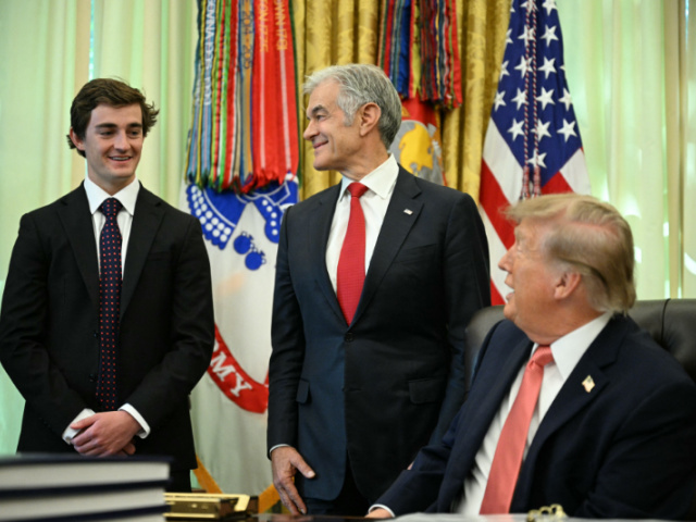 Trump Announces Fraud Reporting Incentive Program Where Whistleblowers Get 1% Commission