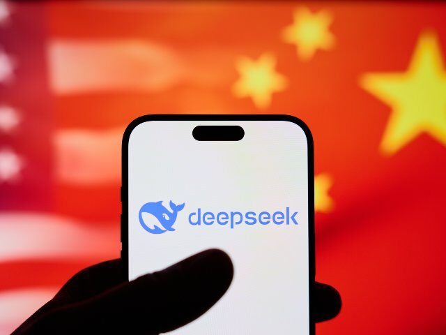 Trump Administration Orders Federal Agencies to Remove China’s DeepSeek AI from Government Sy