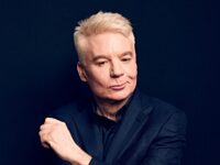 Mike Myers Flaunts ‘FIGHT FASCISM’ Shirt at NYC Concert Introduced by AOC and Bernie Sa