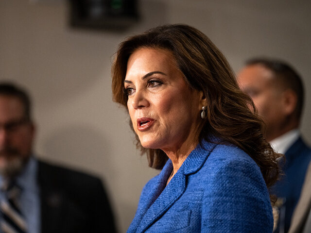 ST. PAUL, MINNESOTA - OCTOBER 13: Republican candidate for U.S. Senate, Michele Tafoya, sp