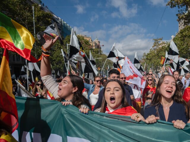 Socialist Pedro Sanchez Booed, Called ‘Son of a B***h ’ During Spain’s National Day Parad