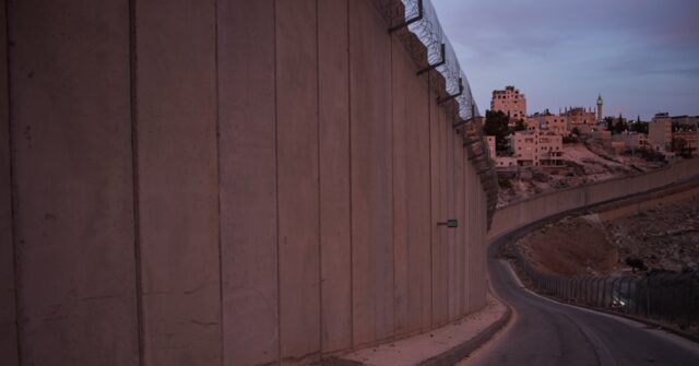 Israel says British Consulate in east Jerusalem has ceased to function and 20 diplomats will leave
