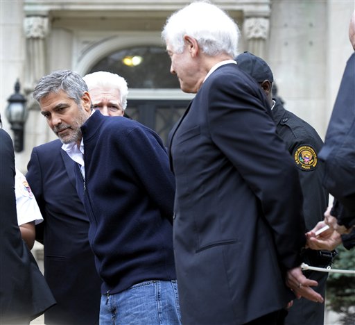 Clooney Arrested in Protest at Sudanese Embassy