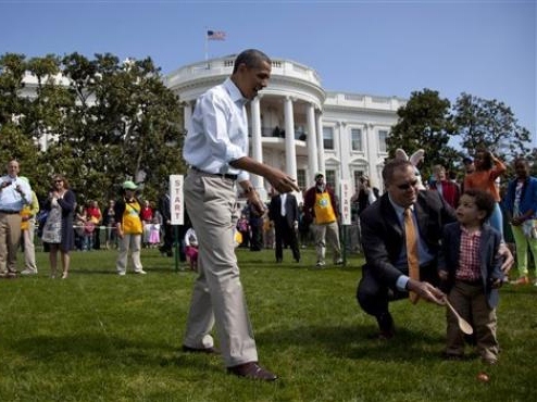 'Game Change' Star Julianne Moore Invited to White House Easter Egg Roll