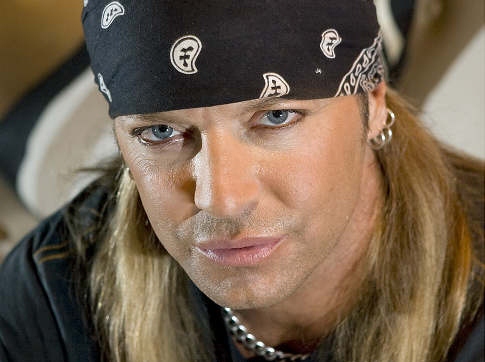 Rocker Bret Michaels Settles Case with CBS, Tonys Over Injury