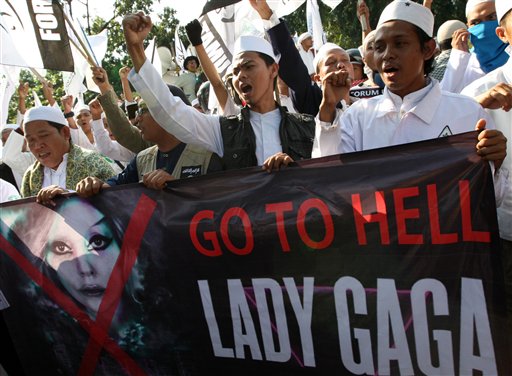 Lady Gaga Cancels Indonesian Show After Threats