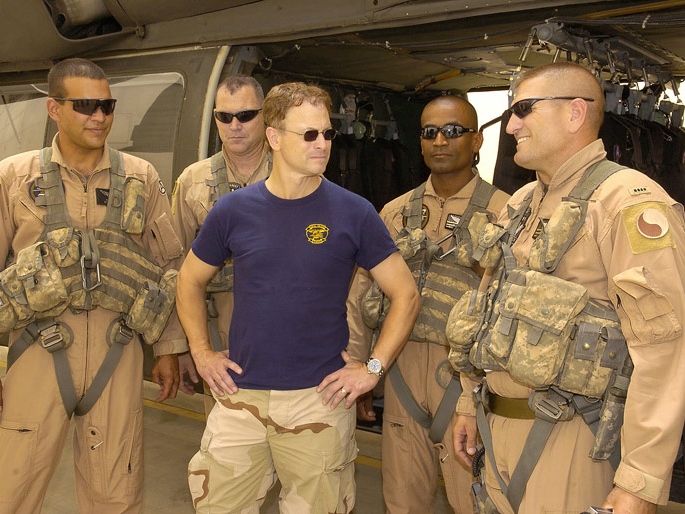 Sinise Never Forgets to Thanks the Troops