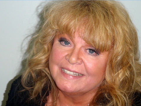 Actress Sally Struthers Charged with DUI in Maine