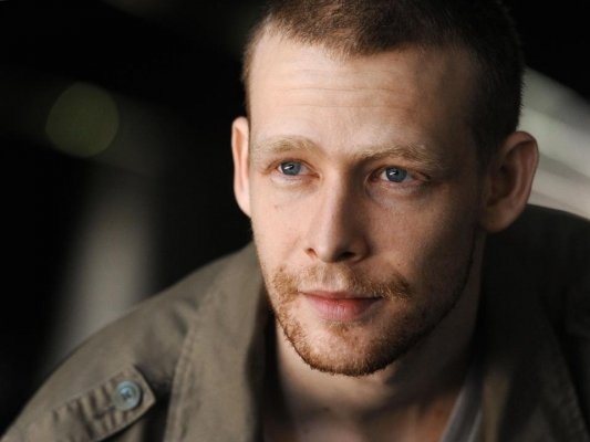 Actor Johnny Lewis Found Dead in L.A., Suspected in Killing