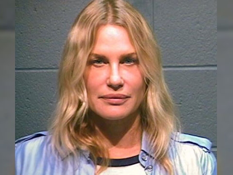 Daryl Hannah Arrested in Texas Protesting Pipeline