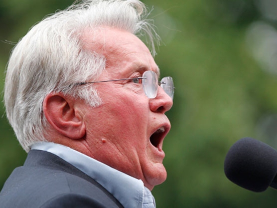 Truther Martin Sheen Calls Romney 'Stupid'