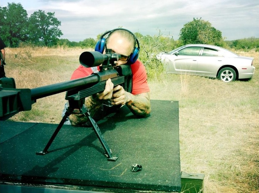 Jesse James' Defense of NRA, Gun Ownership Draws Facebook Praise